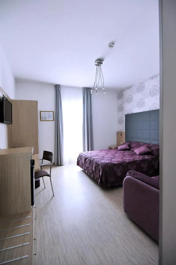 Hotel Marzia Holiday Queen Caorle Italy